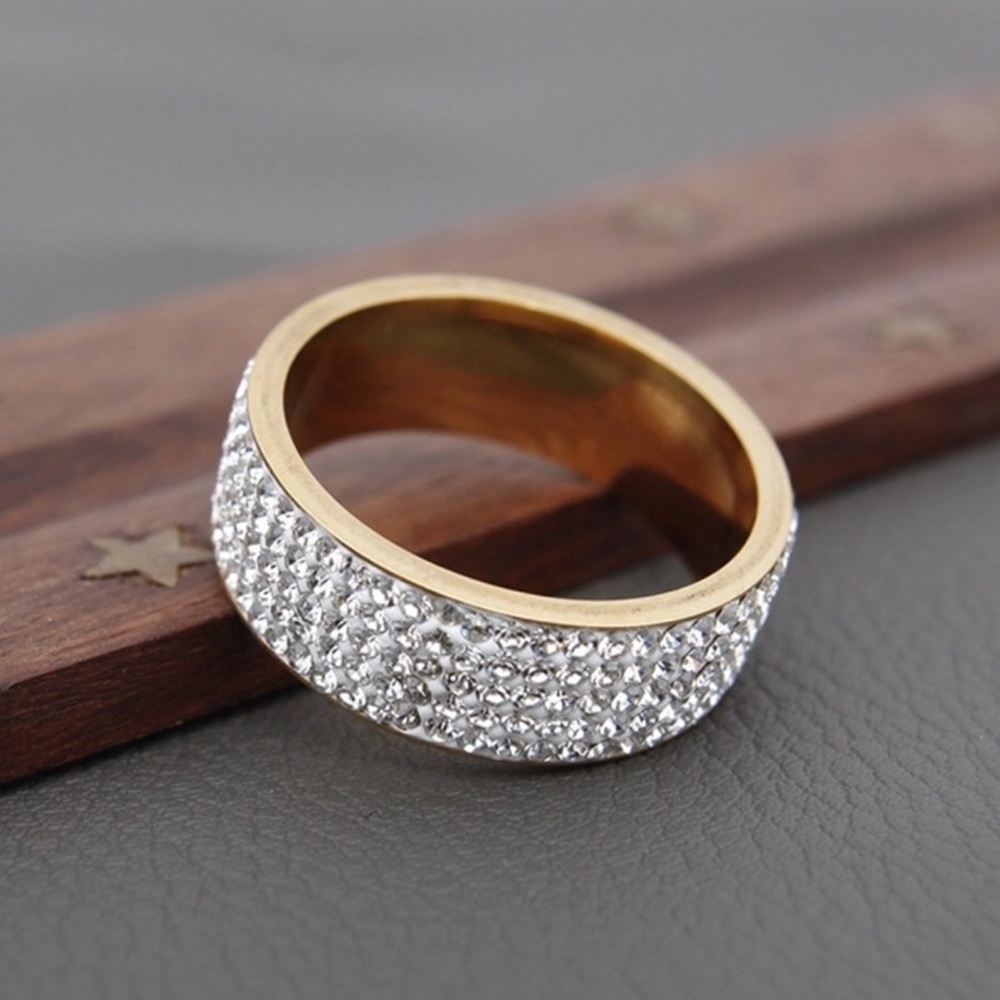 18k Plated Gold CZ Crystals Ring New Size 7 - 12 - Picture 1 of 3